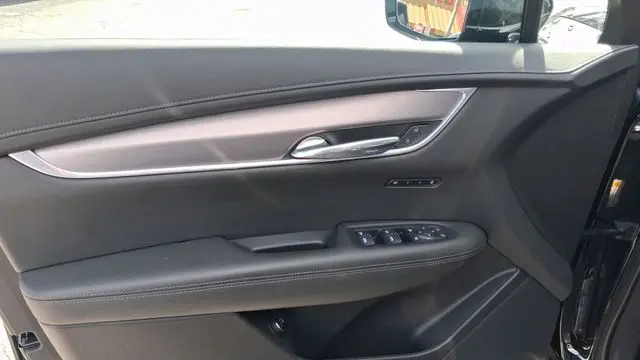 2023 Cadillac XT6 Luxury