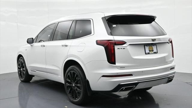 2023 Cadillac XT6 Luxury