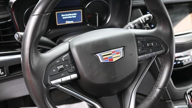 2023 Cadillac XT6 Luxury