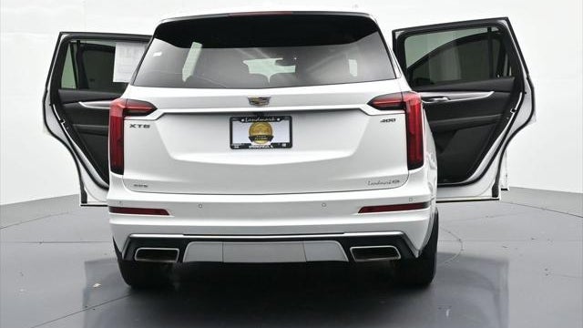 2023 Cadillac XT6 Luxury