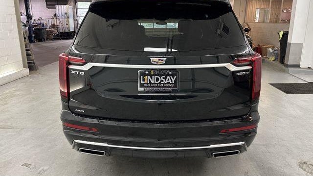 2024 Cadillac XT6 Luxury