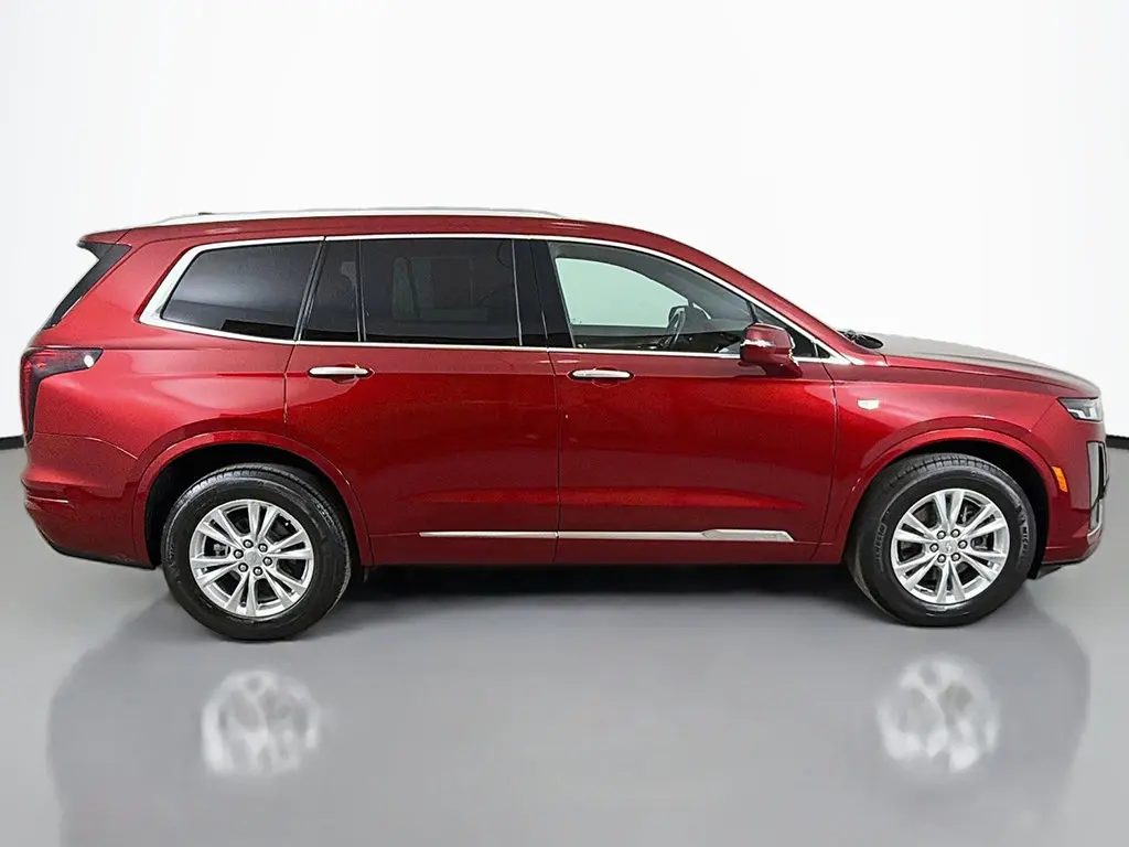2024 Cadillac XT6 - $33,699