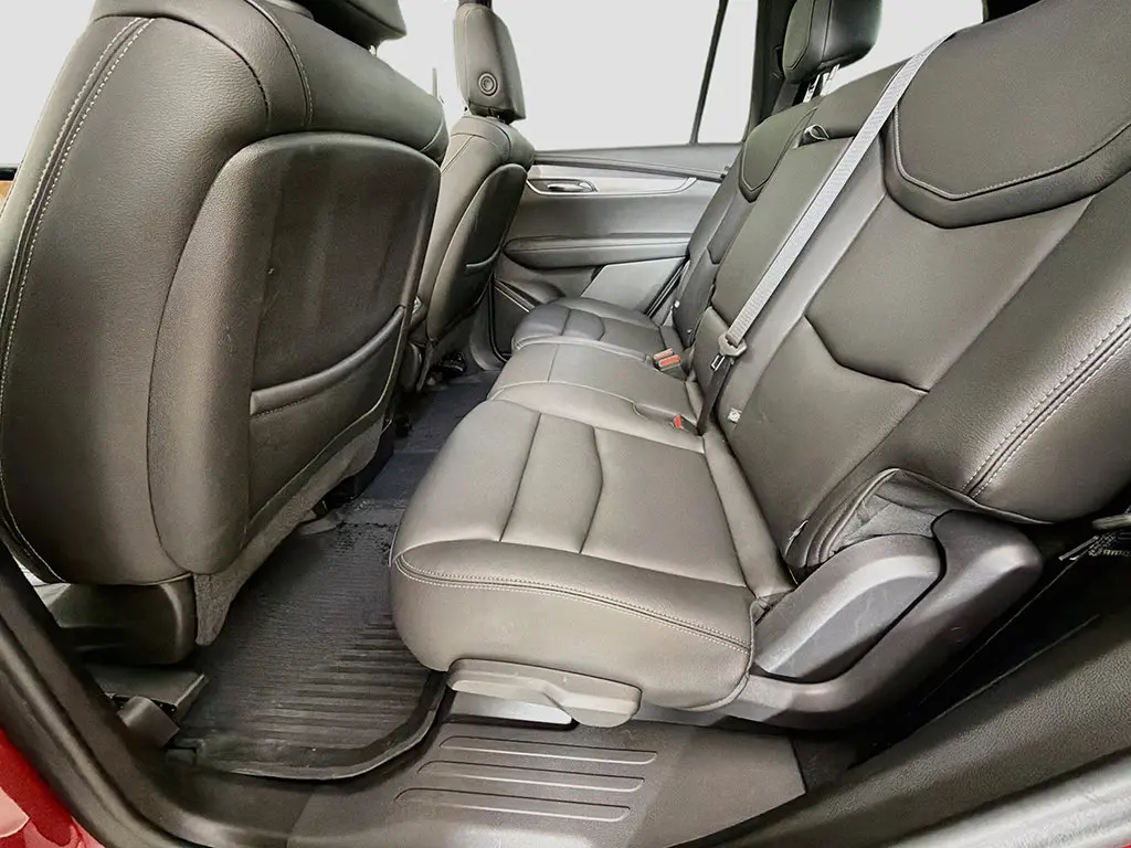 2024 Cadillac XT6 - $33,699