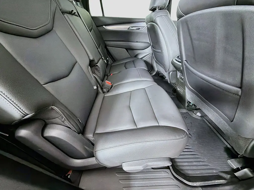 2024 Cadillac XT6 - $33,699