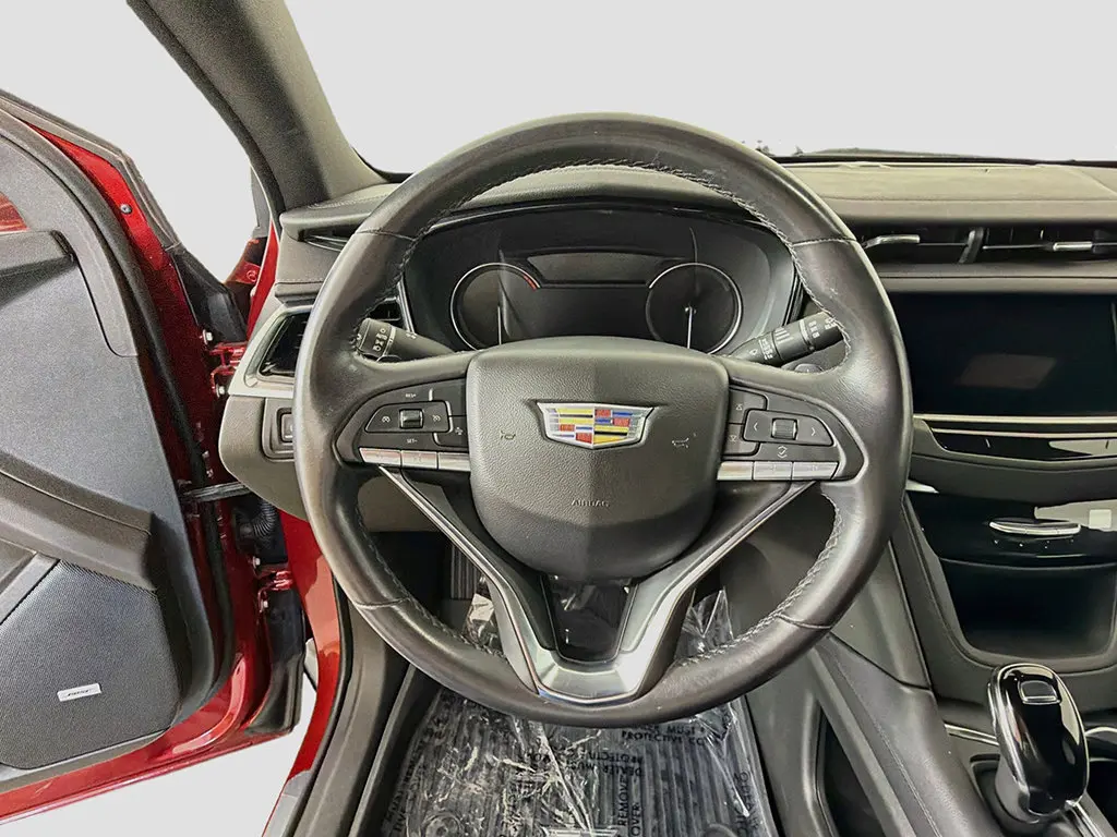 2024 Cadillac XT6 - $33,699