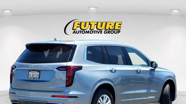 2024 Cadillac XT6 Luxury