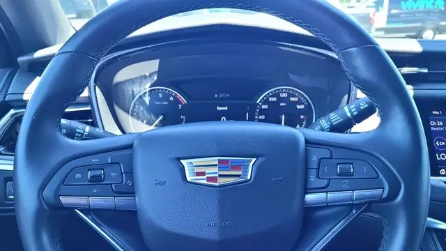 2024 Cadillac XT6 Luxury