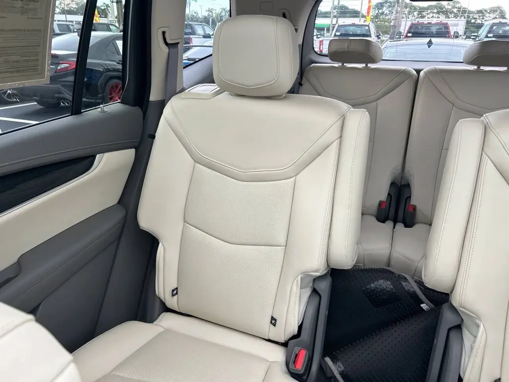 2024 Cadillac XT6 - $39,497