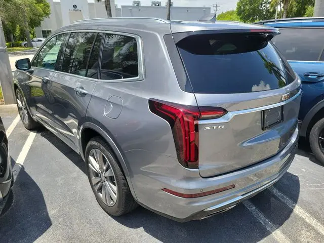 2021 Cadillac XT6 - $26,990