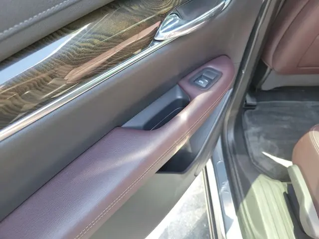 2021 Cadillac XT6 - $26,990
