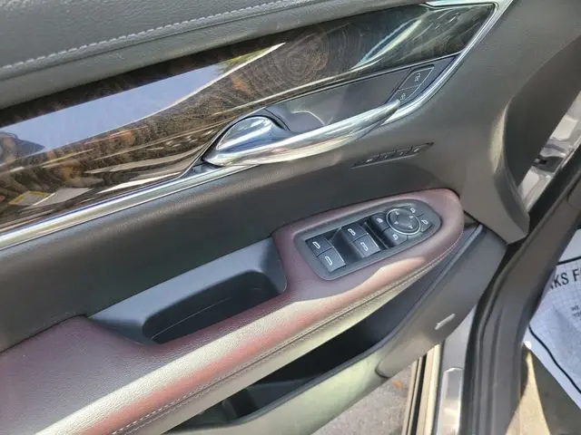 2021 Cadillac XT6 - $26,990
