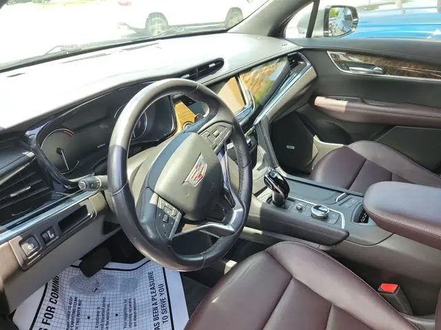 2021 Cadillac XT6 - $26,990
