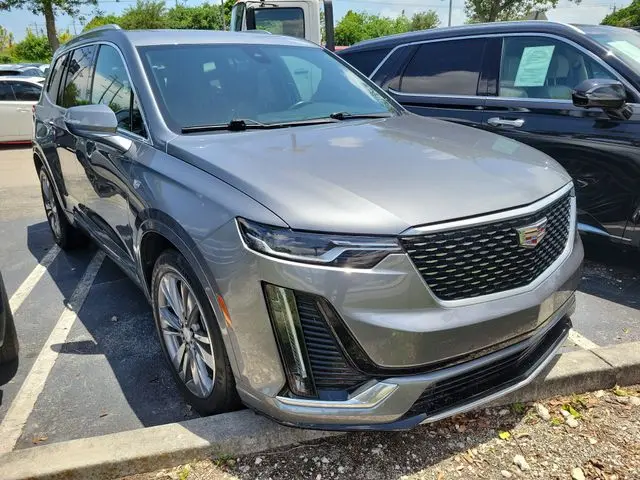 2021 Cadillac XT6 - $26,990