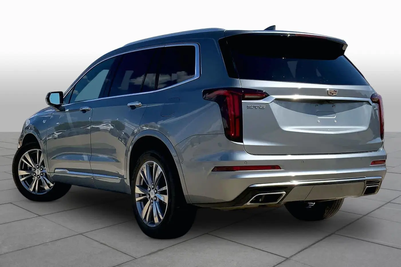 2023 Cadillac XT6 - $35,398