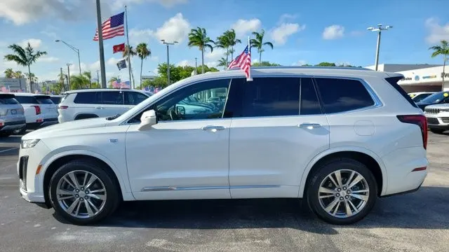 2023 Cadillac XT6 Premium Luxury