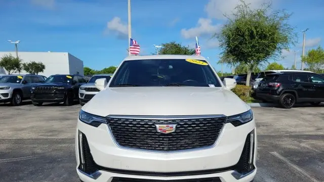 2023 Cadillac XT6 Premium Luxury