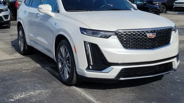 Preowned 2023 Cadillac XT6 Premium Luxury for Sale