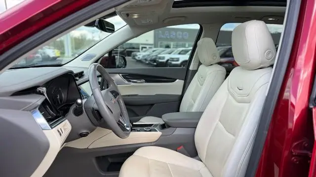 2023 Cadillac XT6 Premium Luxury