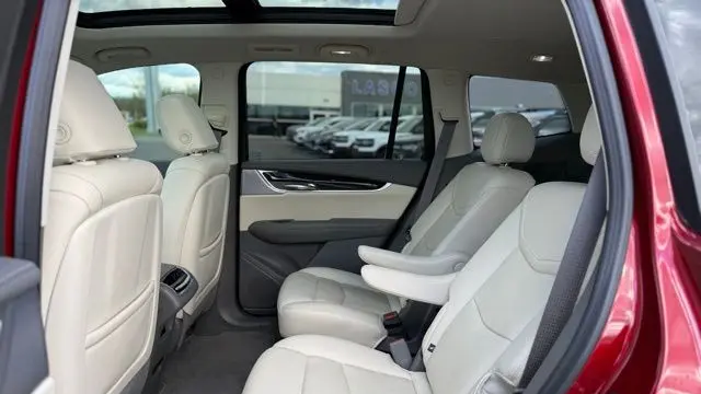 2023 Cadillac XT6 Premium Luxury