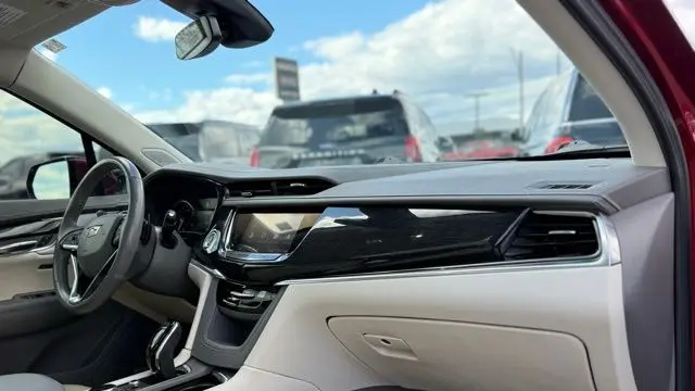 2023 Cadillac XT6 Premium Luxury