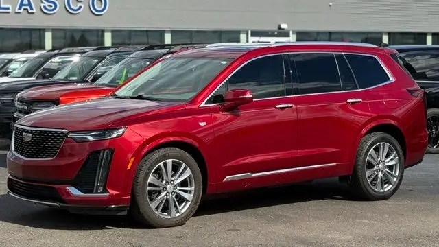 2023 Cadillac XT6 Premium Luxury