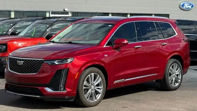 2023 Cadillac XT6 Premium Luxury