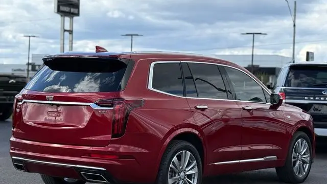 2023 Cadillac XT6 Premium Luxury