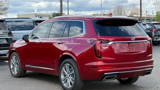 2023 Cadillac XT6 Premium Luxury