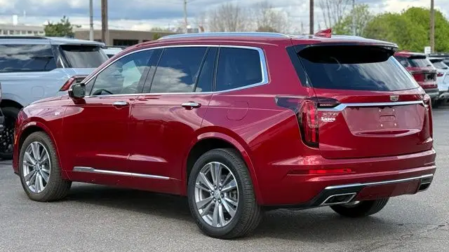 2023 Cadillac XT6 Premium Luxury