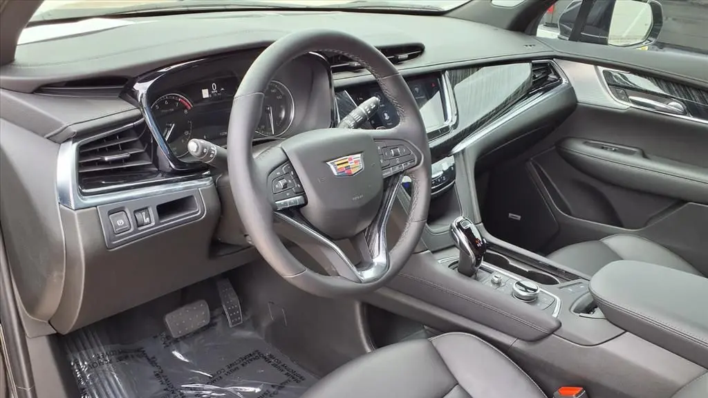 2025 Cadillac XT6 Premium Luxury