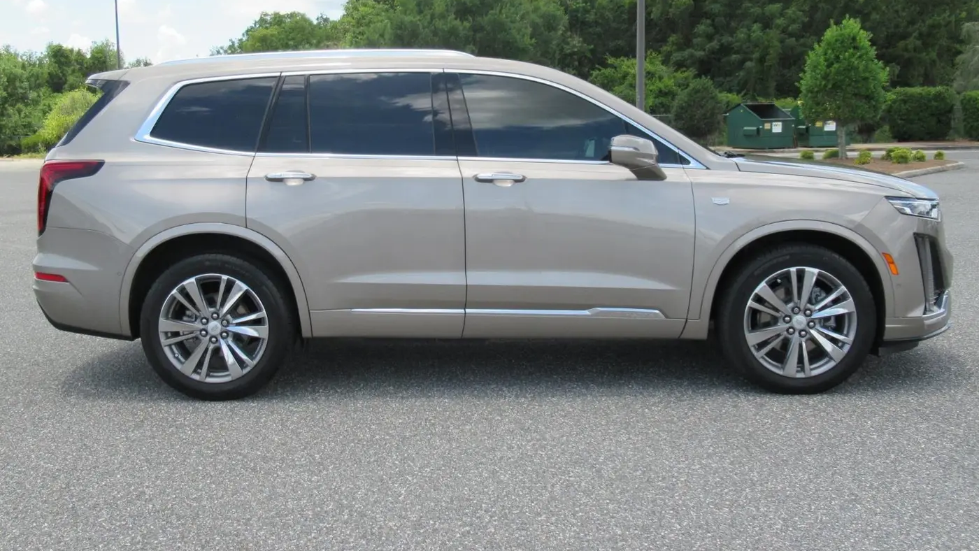 2022 Cadillac XT6 Premium Luxury