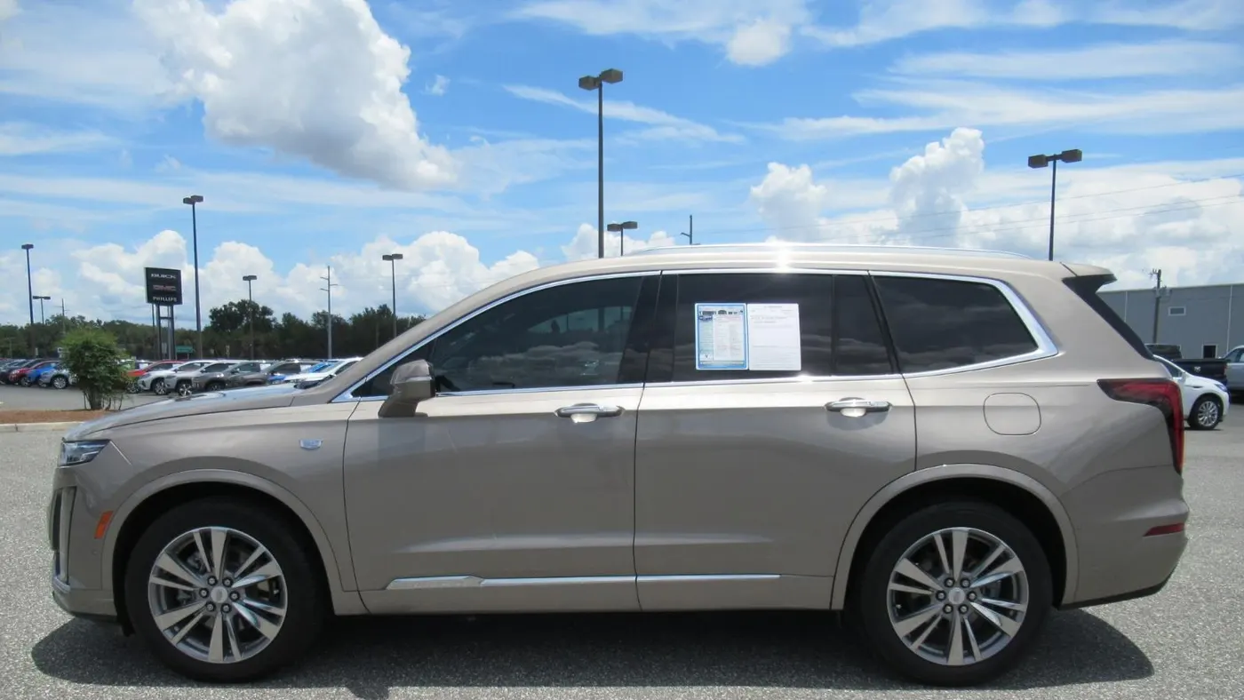 2022 Cadillac XT6 Premium Luxury