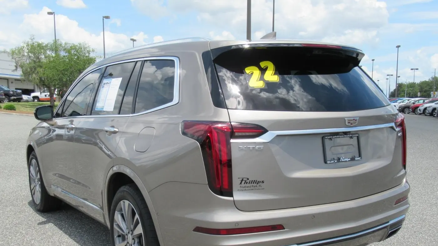 2022 Cadillac XT6 Premium Luxury