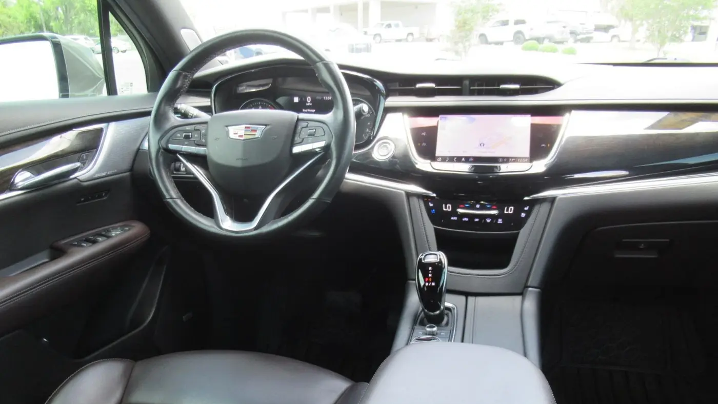 2022 Cadillac XT6 Premium Luxury