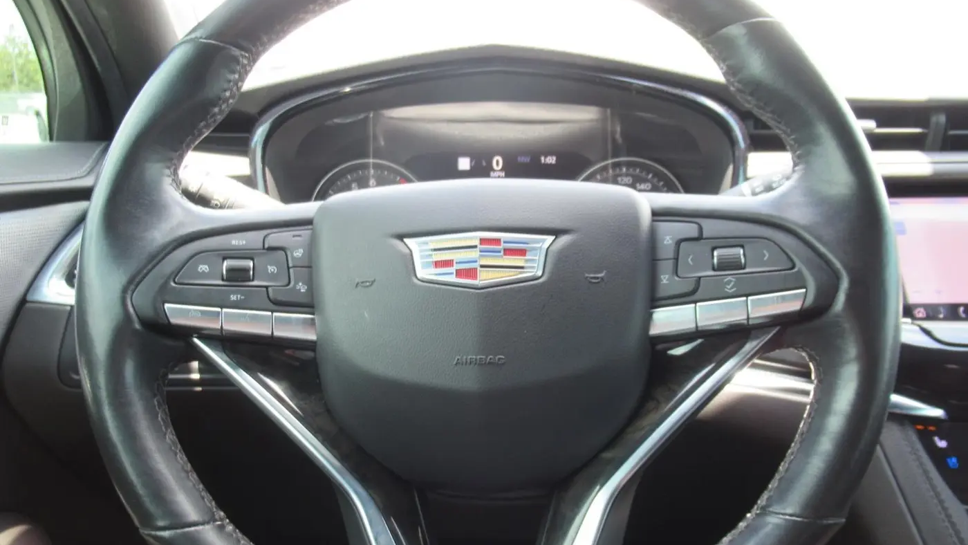 2022 Cadillac XT6 Premium Luxury