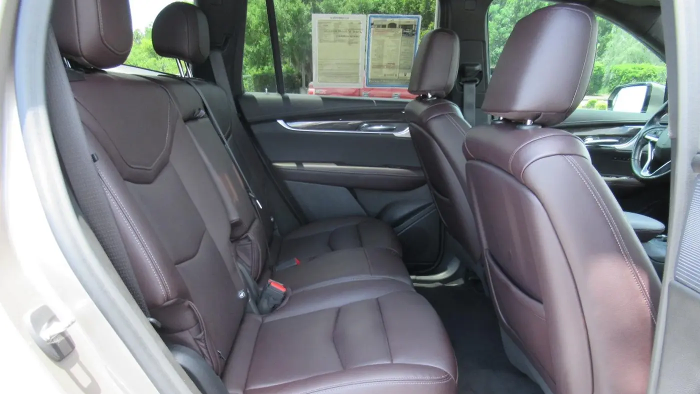 2022 Cadillac XT6 Premium Luxury