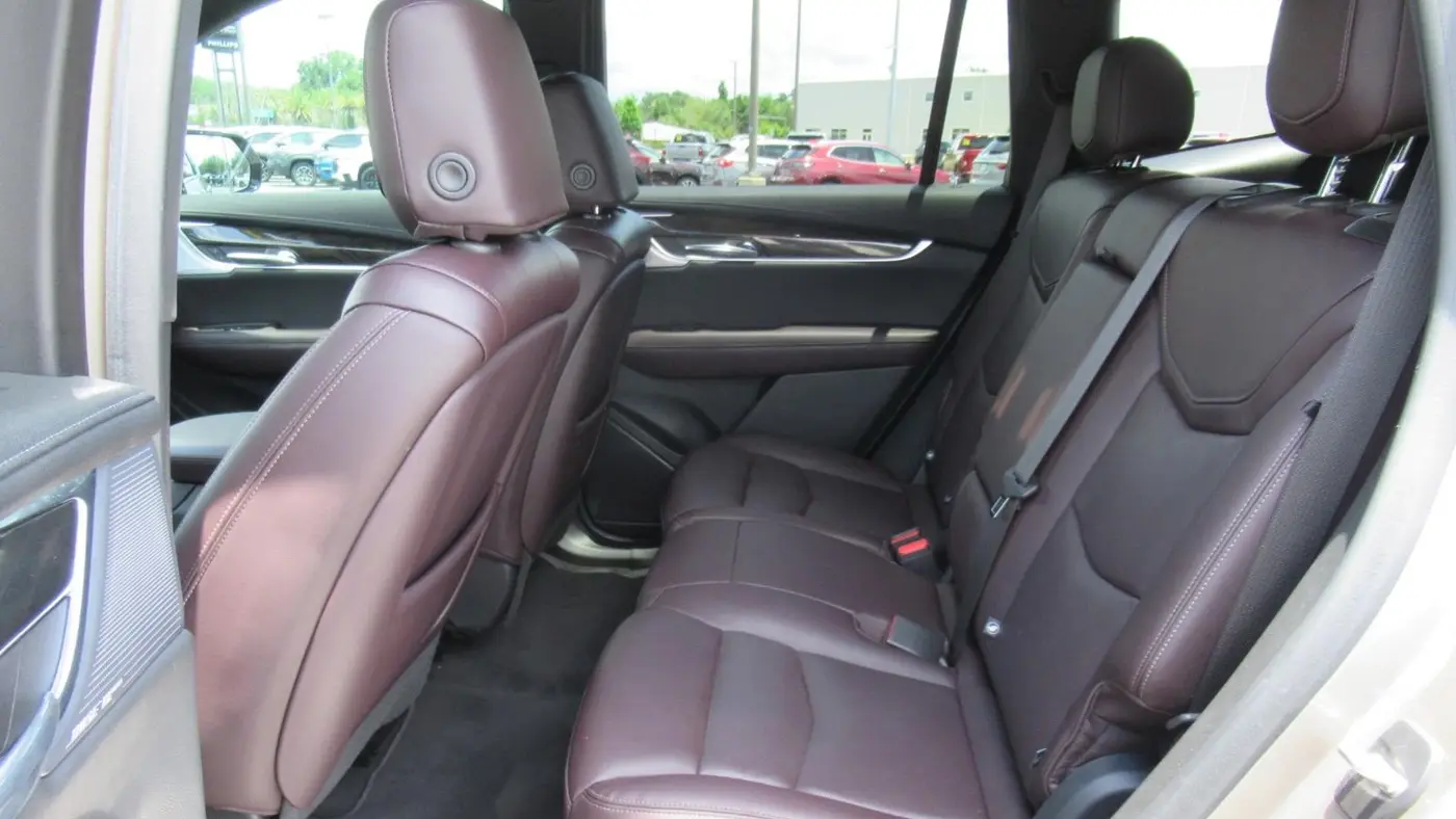 2022 Cadillac XT6 Premium Luxury