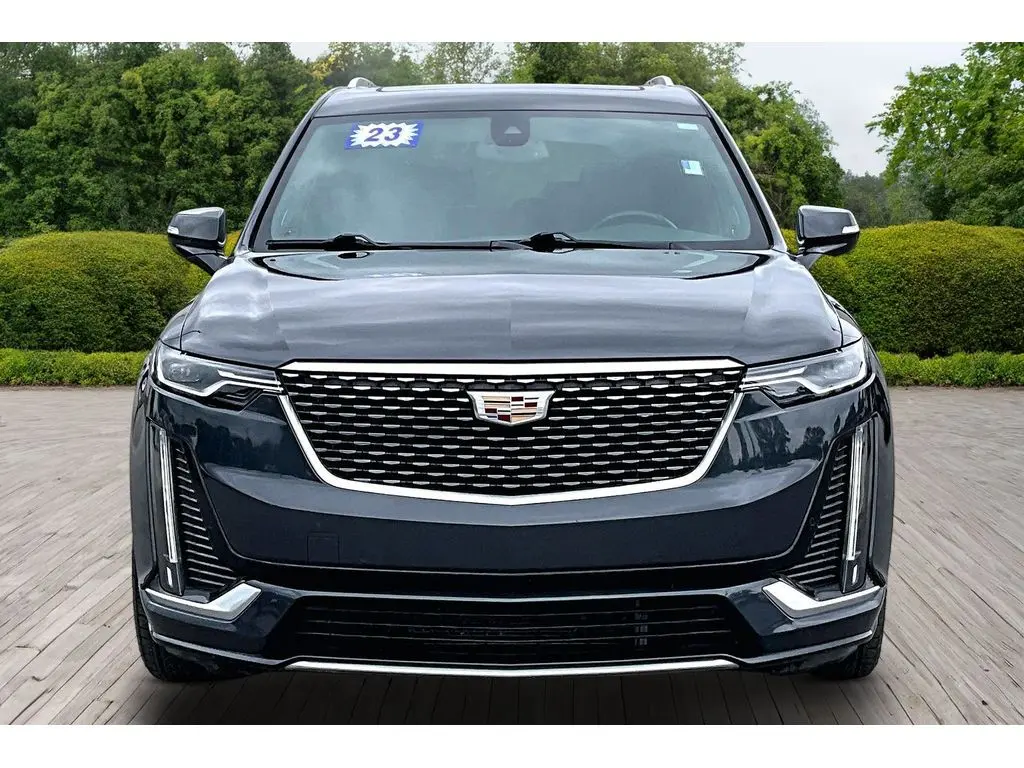 2023 Cadillac XT6 - $28,997