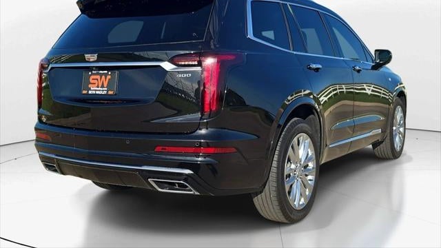 2025 Cadillac XT6 Premium Luxury