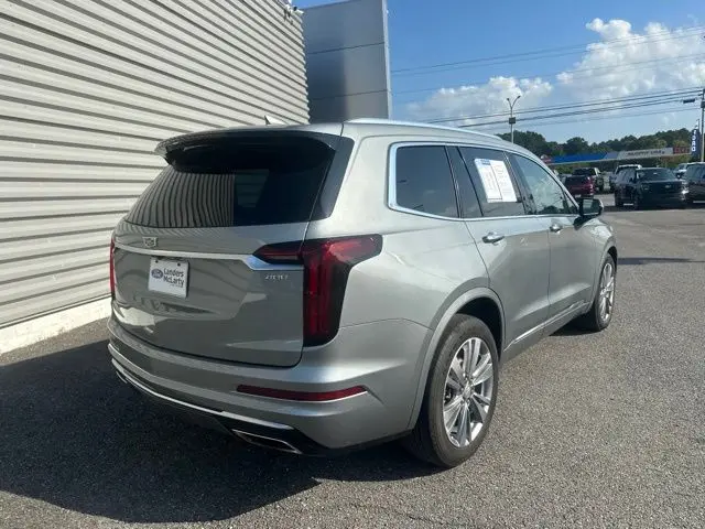 2023 Cadillac XT6