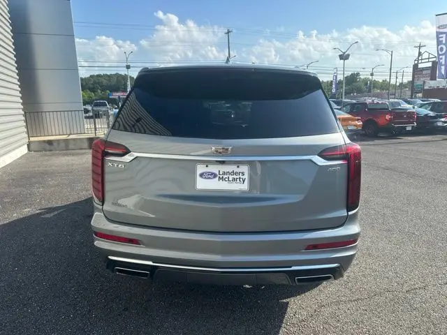 2023 Cadillac XT6