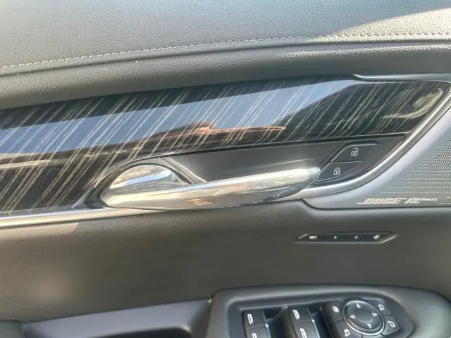 2023 Cadillac XT6