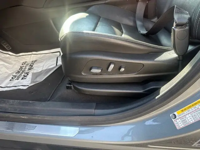 2023 Cadillac XT6