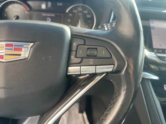 2023 Cadillac XT6