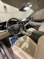 2025 XT6 Thumbnail 9