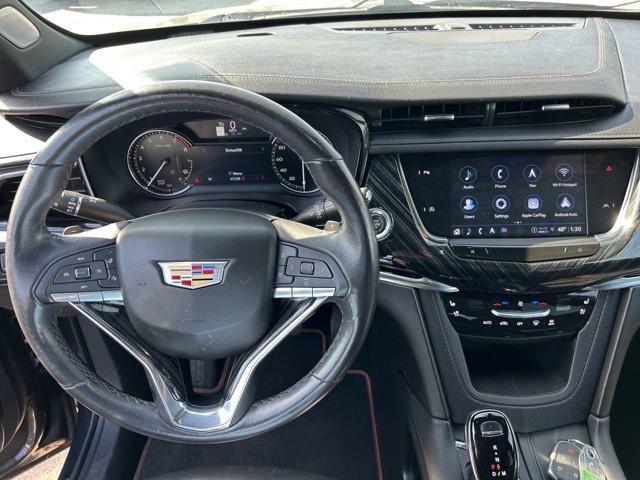 2023 Cadillac XT6