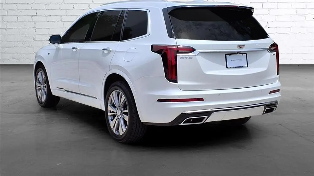 2024 Cadillac XT6 Premium Luxury
