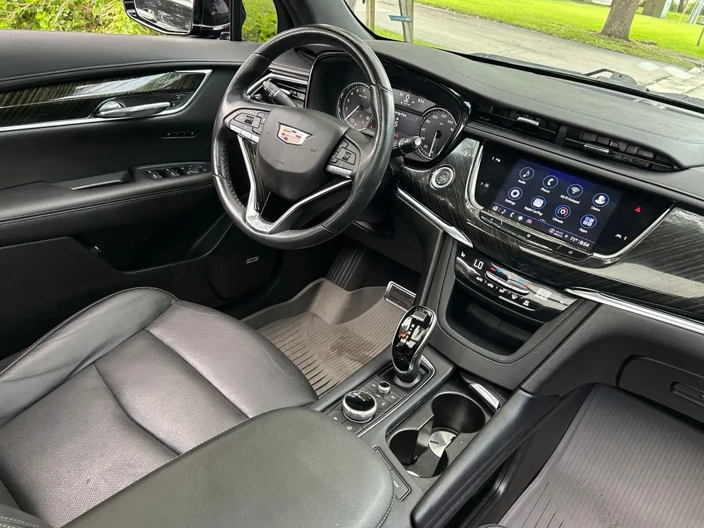 2021 Cadillac XT6 - $24,944