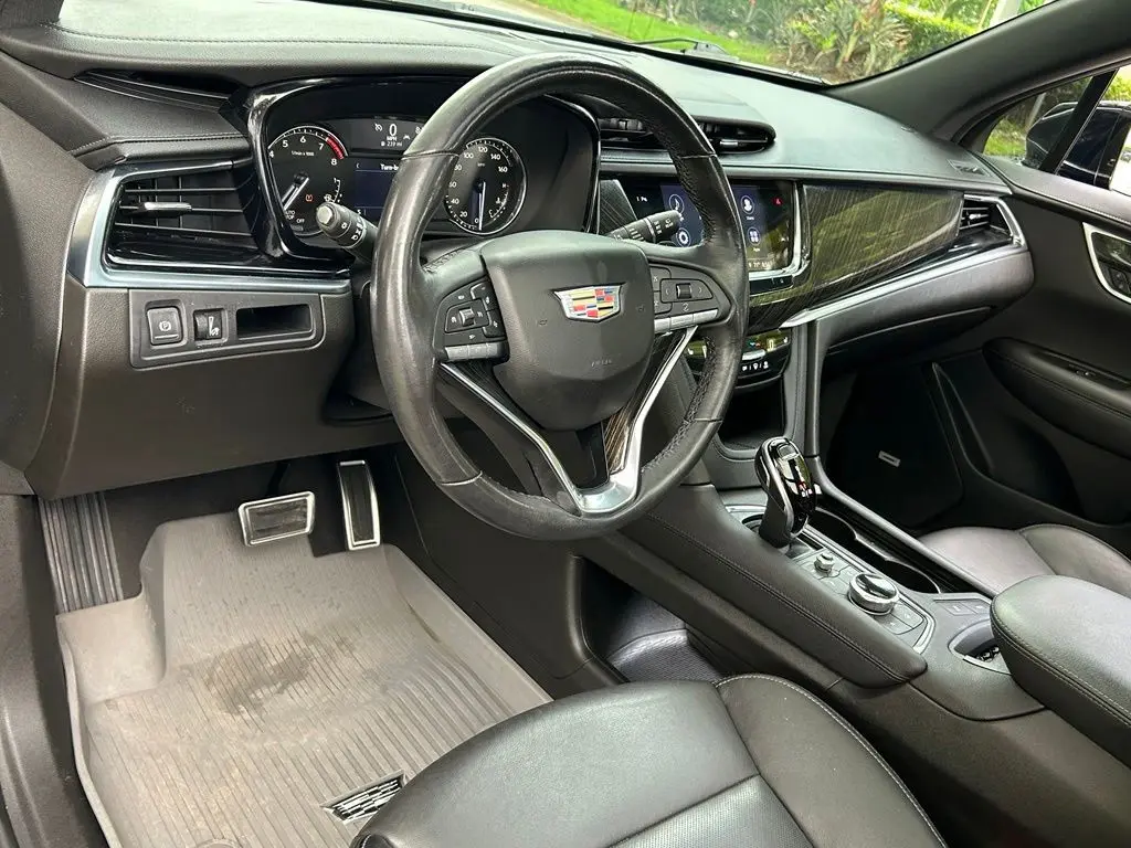 2021 Cadillac XT6 - $24,944