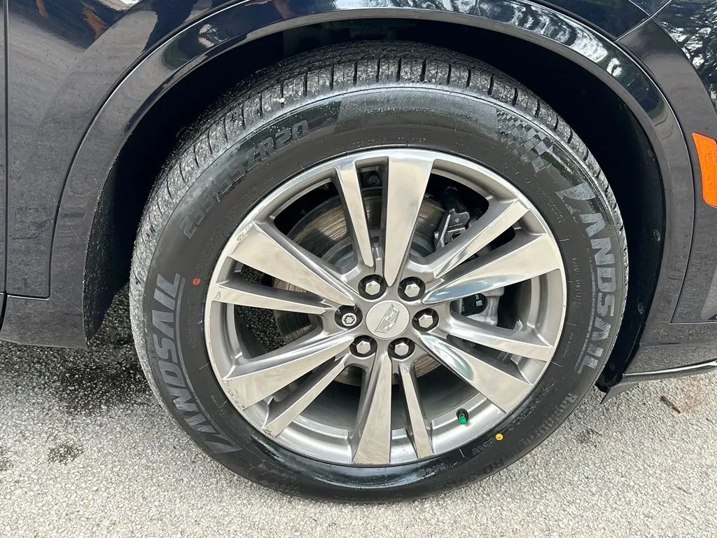 2021 Cadillac XT6 - $24,944